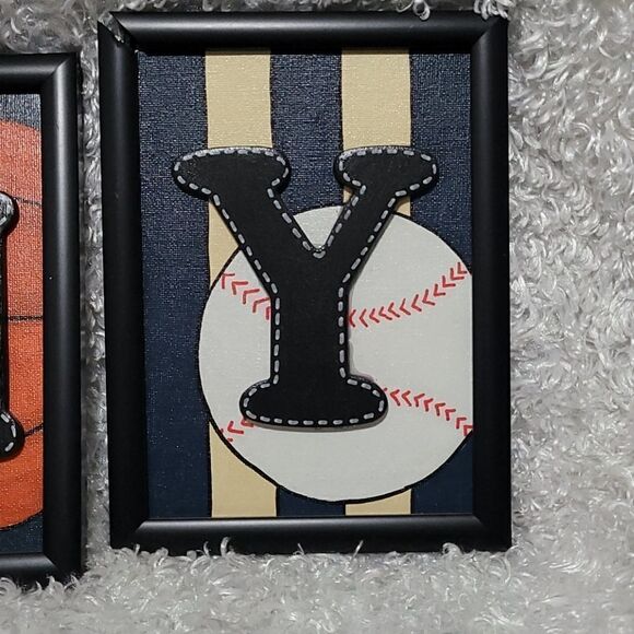 "Tommy" room decor / handmade - Picture 5 of 7